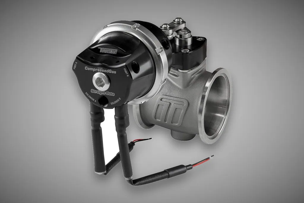 Turbosmart Compressed Gas (CO2) StraightGate50 – Inbuilt Solenoids – 7PSI Black (Control In Cap CO2 Boost Control)