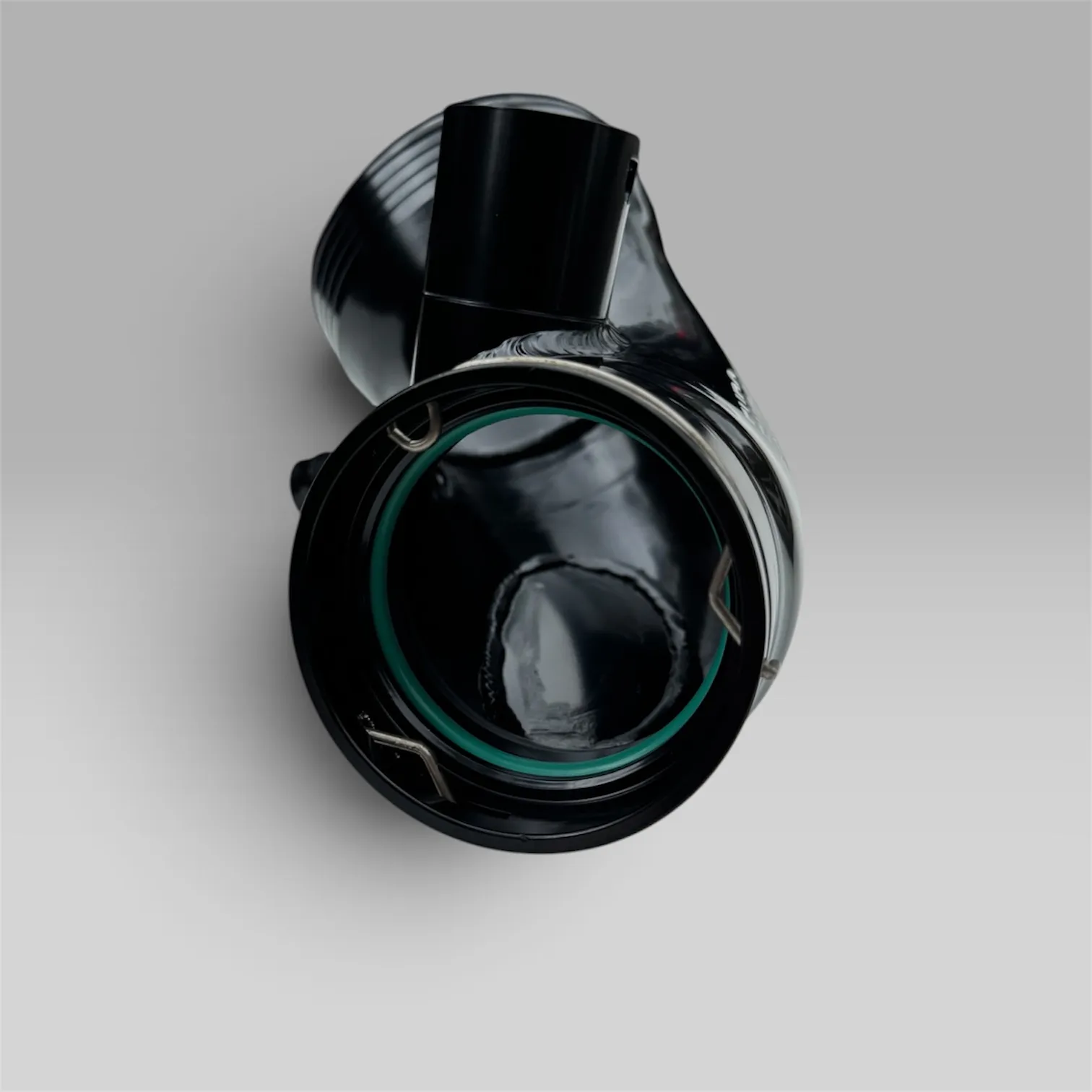 OEM-style quick-connect turbo end with seal on the EuroSpec BMW B58 Gen 1 turbo inlet